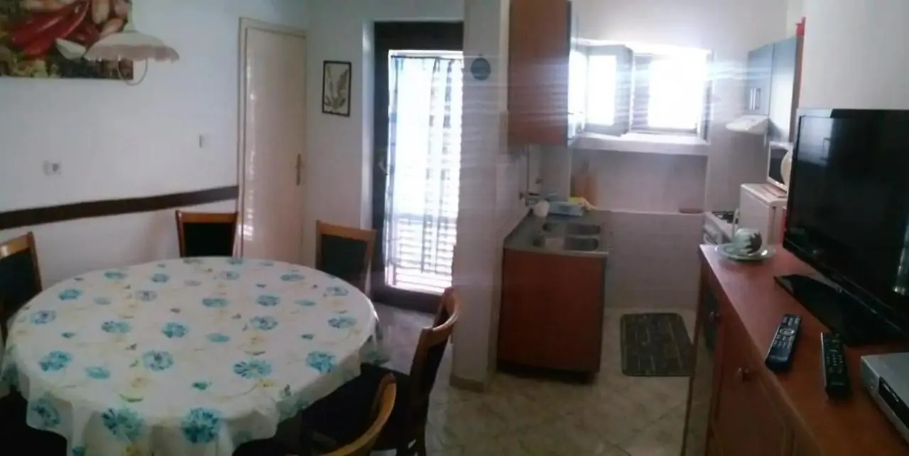 Odak App Rovinj 0*,